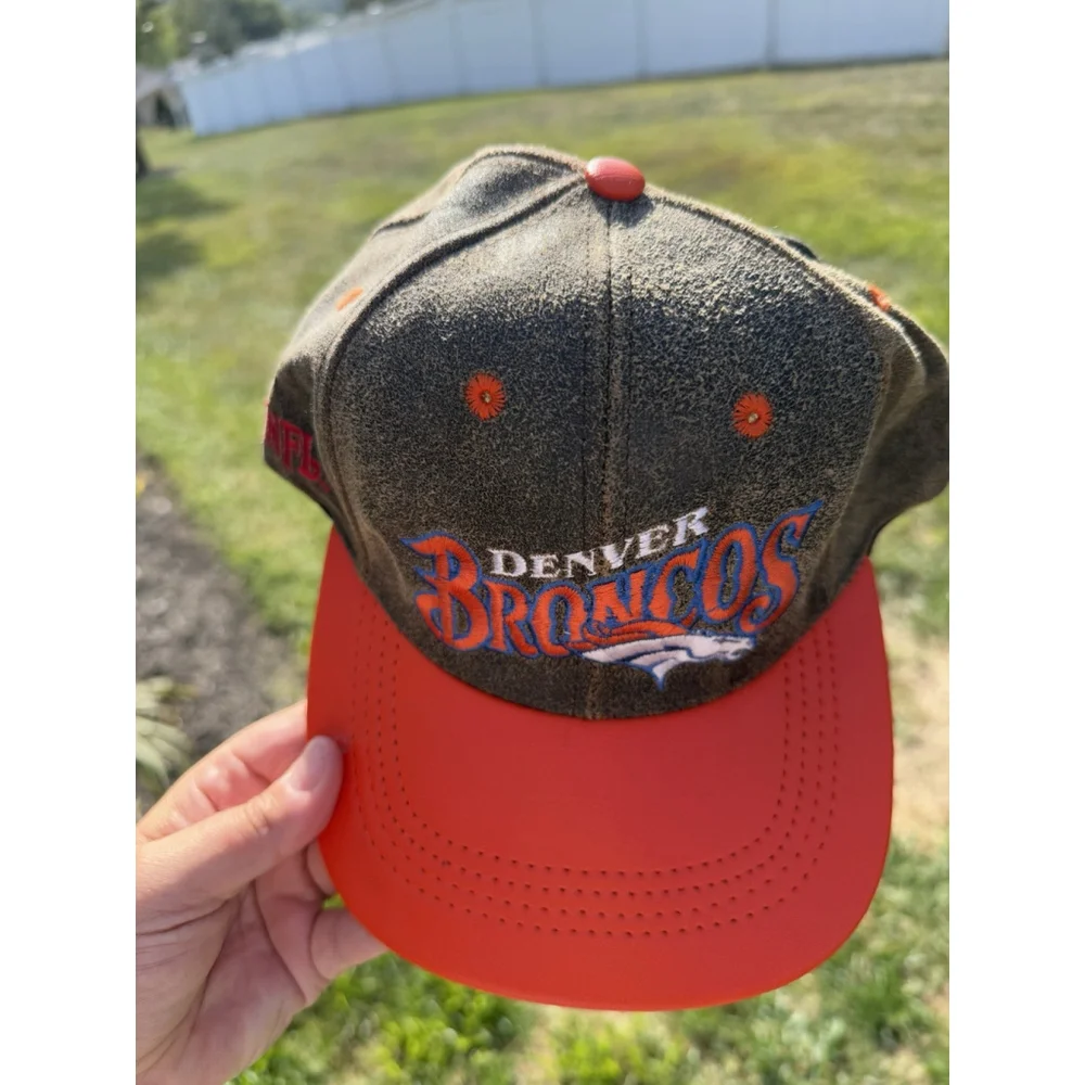 Denver Broncos Leather Snap Back Cap Vintage Original - Picture 2 of 9